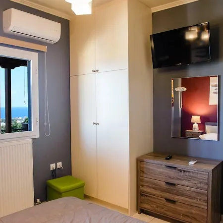 Villa Peris Panoramic Near Athens Airport *